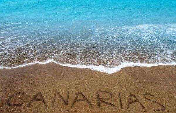 Turismo de Canarias y Ostelea acuerdan impulsar la formación de los profesionales turísticos canarios