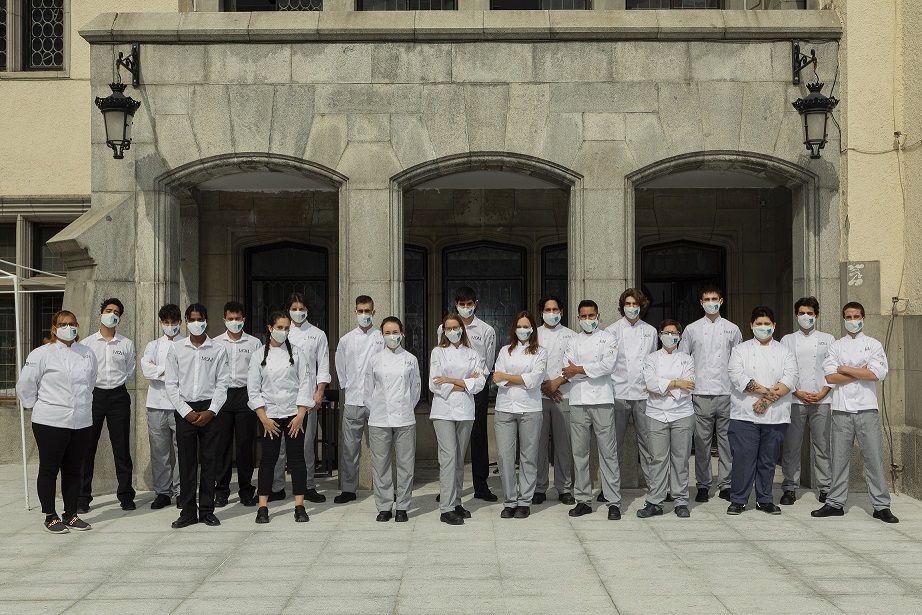 23 jóvenes becados por Fundación Mahou San Miguel inician su formación en MOM Culinary Institute