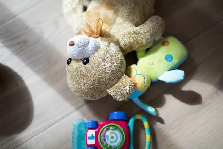 Juguetes que todo niño debería tener, según www.mipeluche.com.es y www.leggo.com.es
